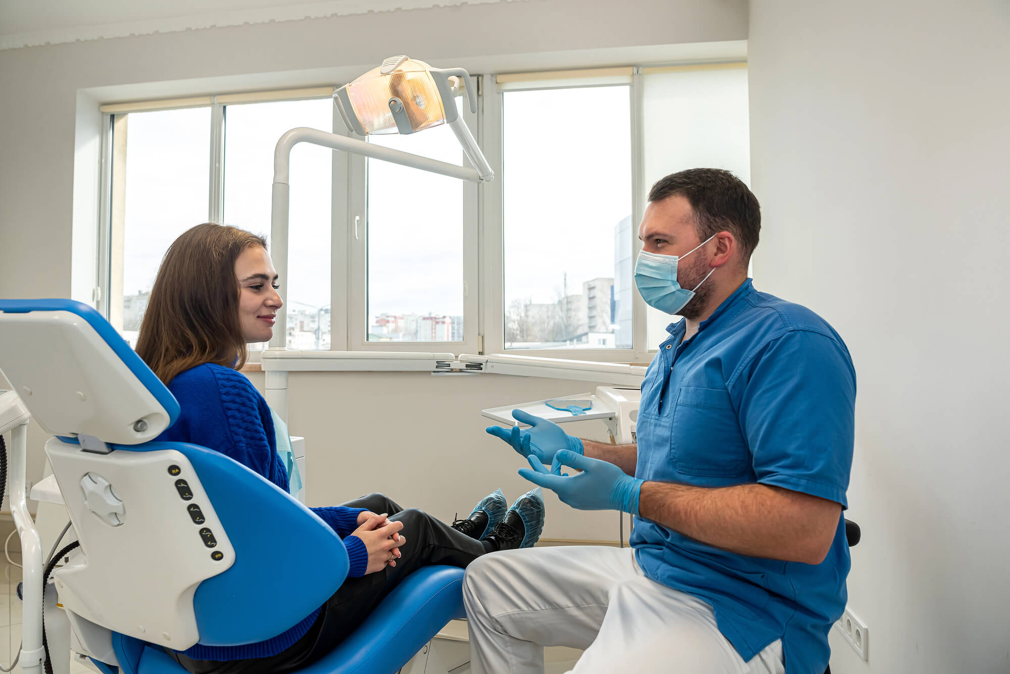 What is Cosmetic Tooth Bonding & What to Expect