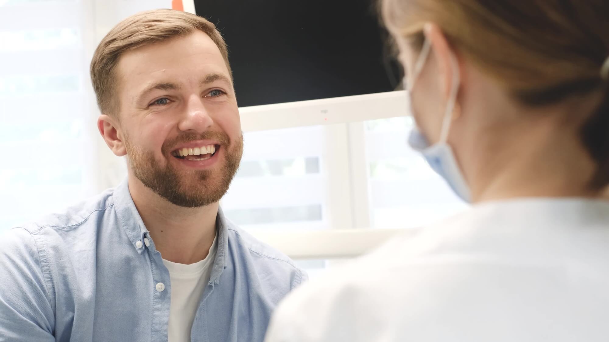 ¿Qué ocurre durante una consulta con un dentista estético?